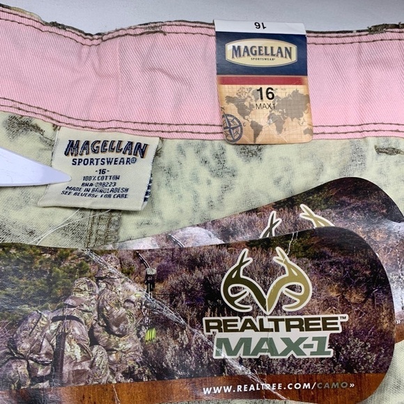Magellan Sportswear Woods Camouflage Bermuda Cargo Shorts Size 16 NWT - Picture 6 of 12